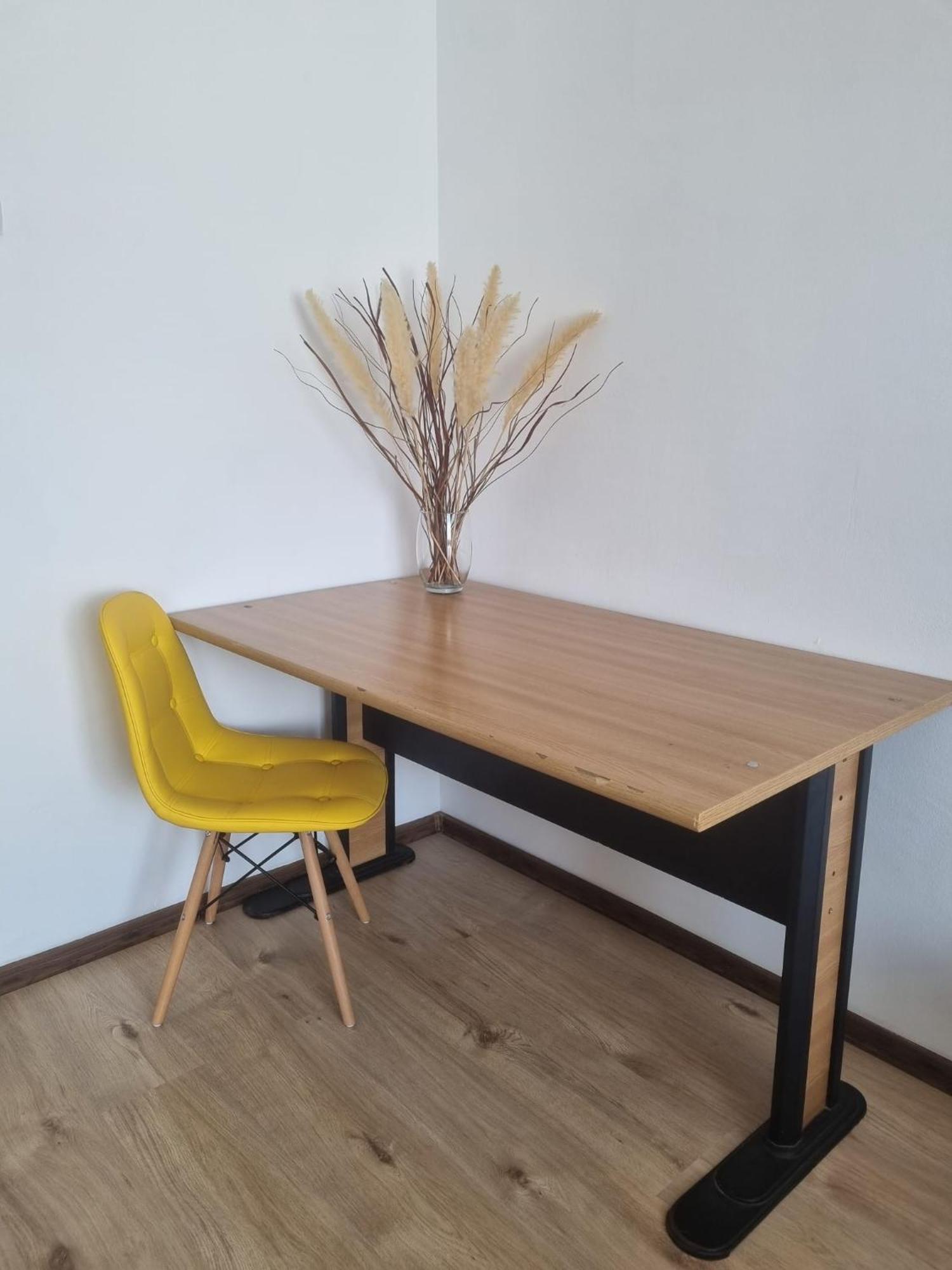 פיטסטי Apartament Central מראה חיצוני תמונה